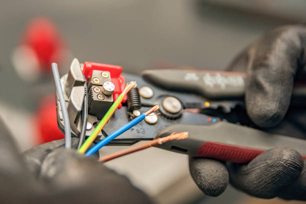 Best Local Electrician Companies  in Hamilton Square, NJ